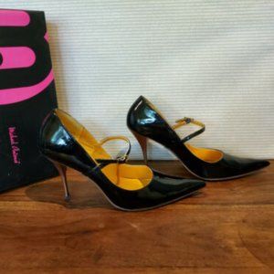 Michael Antonio Black Patent Leather Ankle Strap Pumps  Sz 10 (In Box Like New)